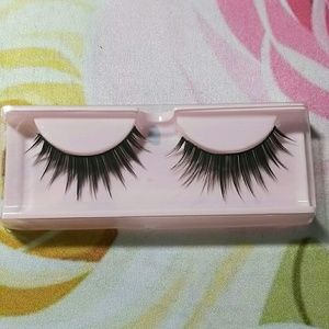 *OUT OF STOCK* C6 Classic Cutie Lashes By LashL